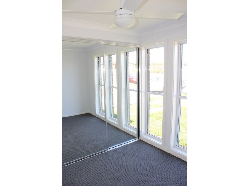 2/17 Bowerbird Avenue, Cooranbong NSW 2265