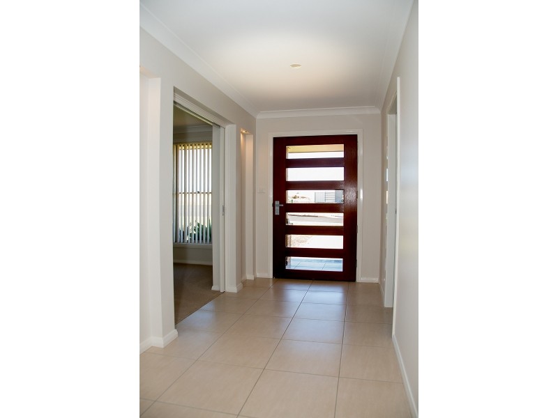 32 Salter Drive, Dubbo NSW 2830