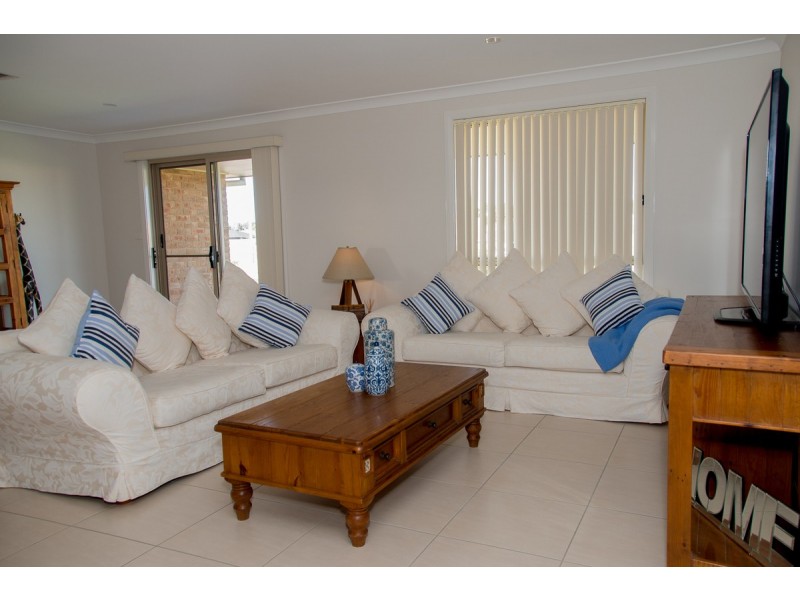 32 Salter Drive, Dubbo NSW 2830