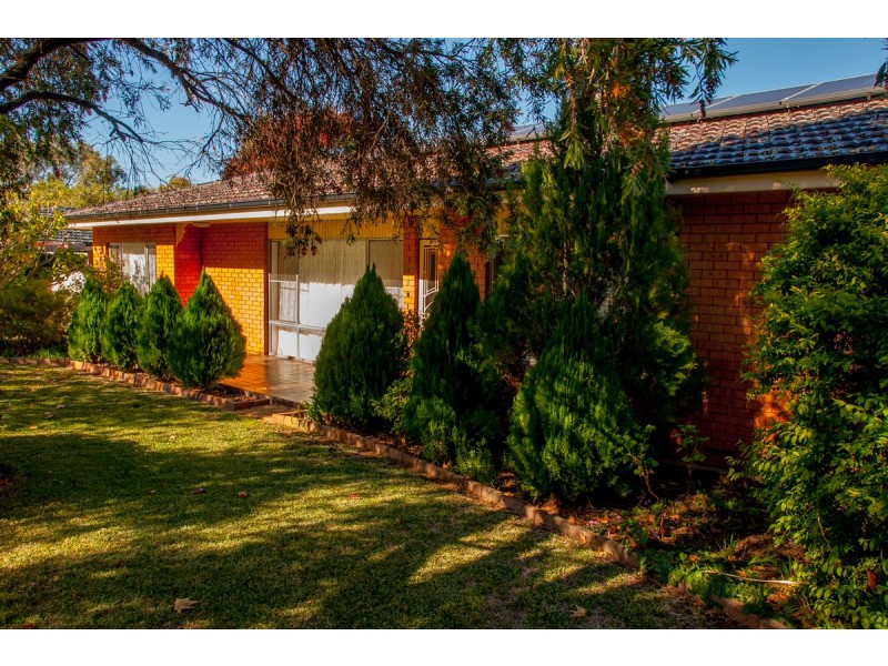 35 Sapphire Street, Dubbo NSW 2830