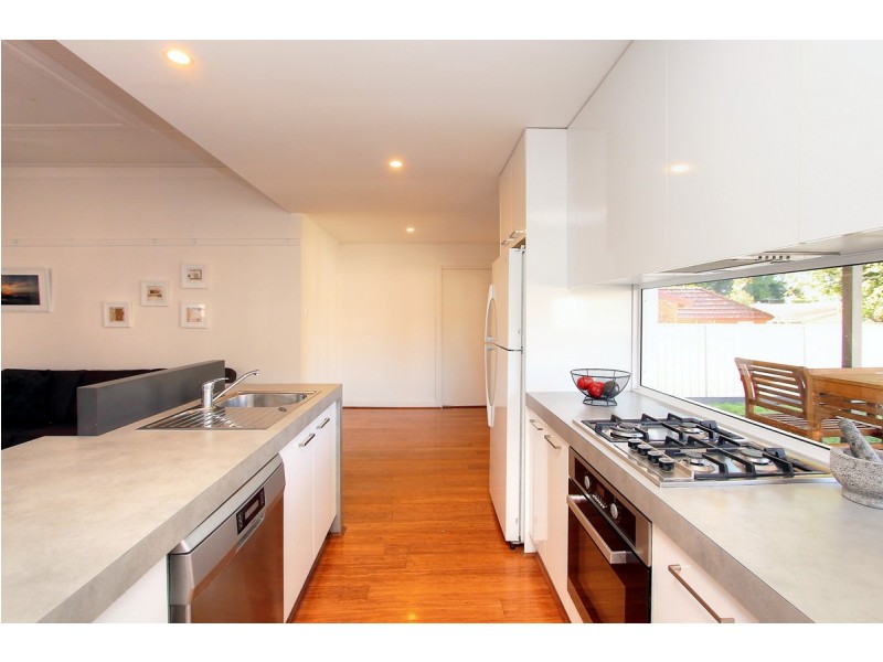 15 Hinkler Street, Mayfield NSW 2304