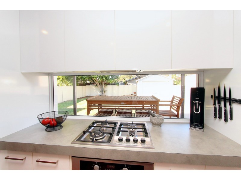 15 Hinkler Street, Mayfield NSW 2304