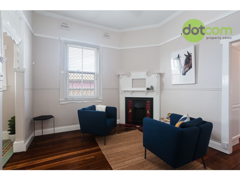 9 Villiers Street, Mayfield NSW 2304