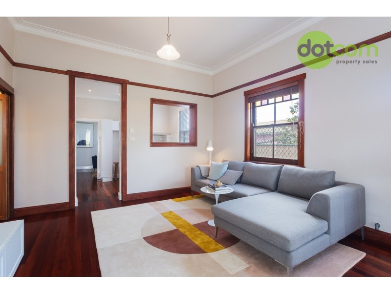 9 Villiers Street, Mayfield NSW 2304