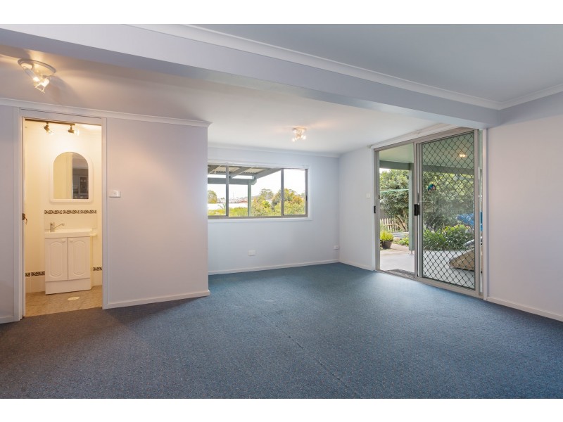 4 Birkwood Close, Charlestown NSW 2290