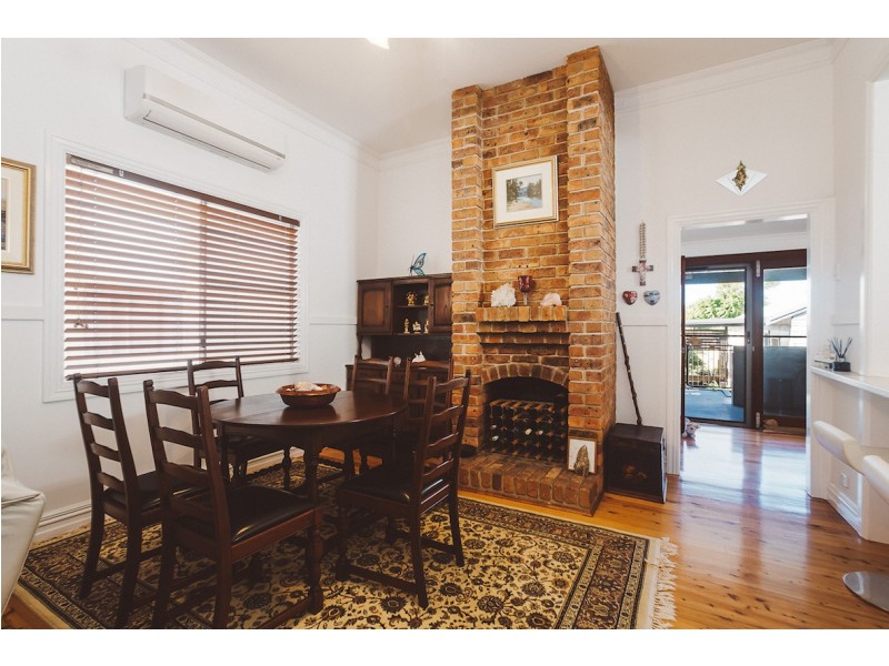 15 Ada Street, Waratah NSW 2298