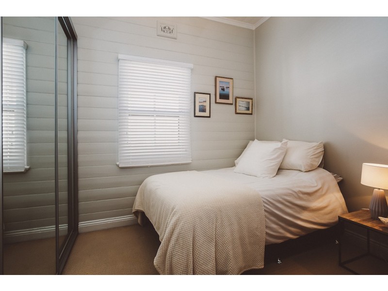 15 Ada Street, Waratah NSW 2298