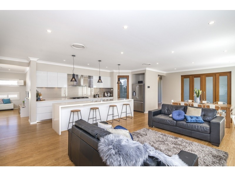 44 Ashton Drive, Heddon Greta NSW 2321