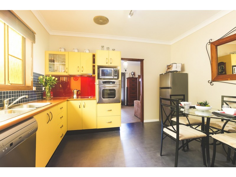 1 Ada Street, Waratah NSW 2298