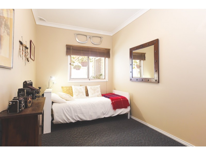 1 Ada Street, Waratah NSW 2298