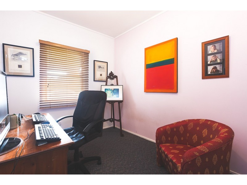 1 Ada Street, Waratah NSW 2298