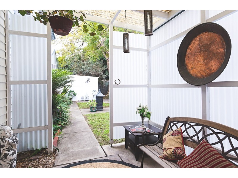 1 Ada Street, Waratah NSW 2298