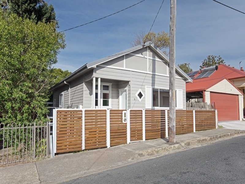 3 Tighe Street, Waratah NSW 2298