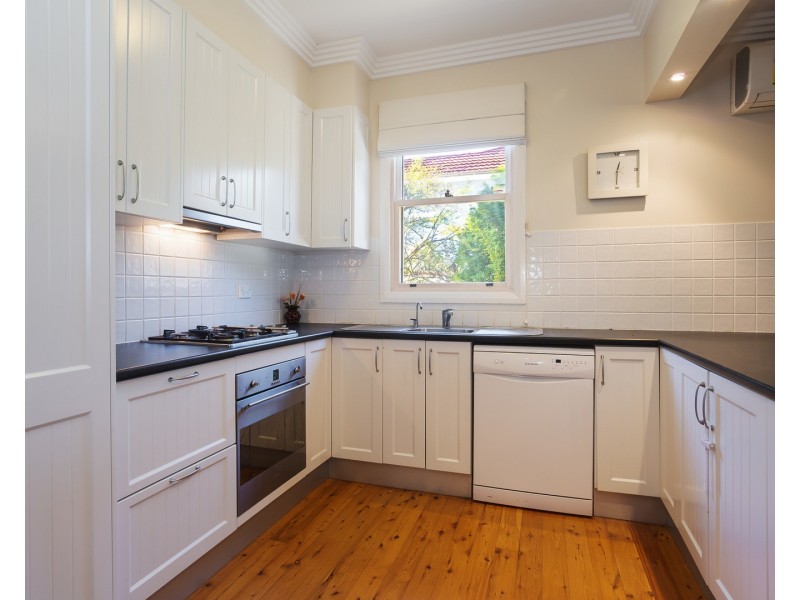 16 Hillsborough Road, Charlestown NSW 2290