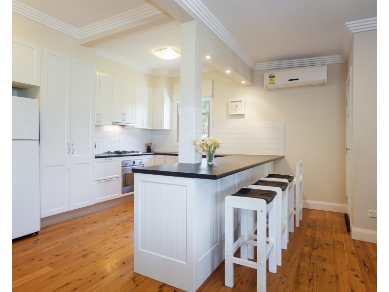 16 Hillsborough Road, Charlestown NSW 2290