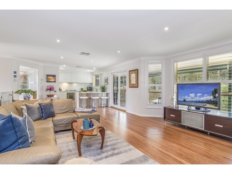 14 Lipton Close, Woodrising NSW 2284