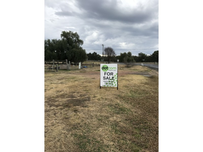 17 Yalcogran Street, Mendooran NSW 2842