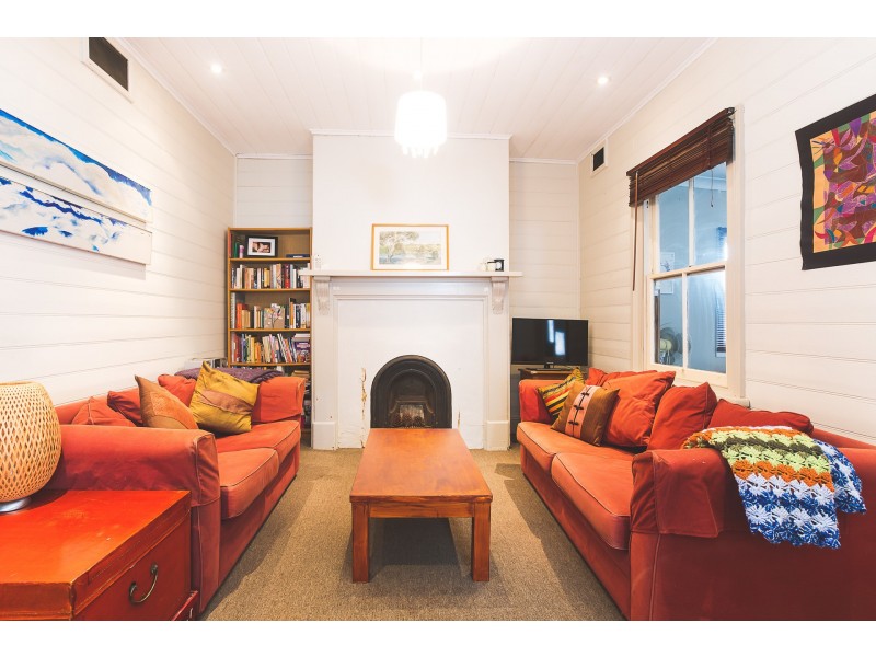 4 Dulling Street, Waratah NSW 2298