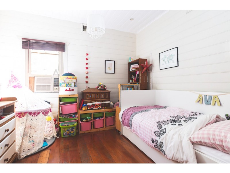 4 Dulling Street, Waratah NSW 2298