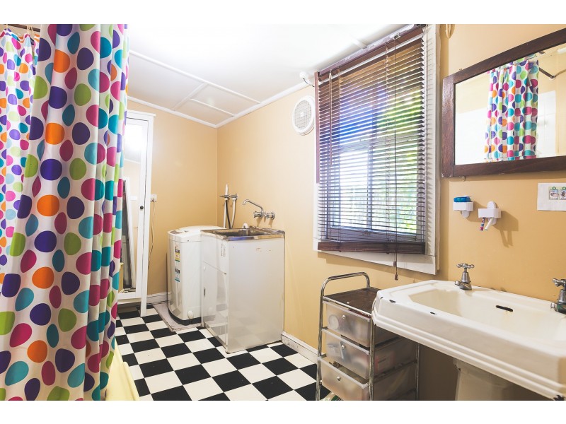 4 Dulling Street, Waratah NSW 2298