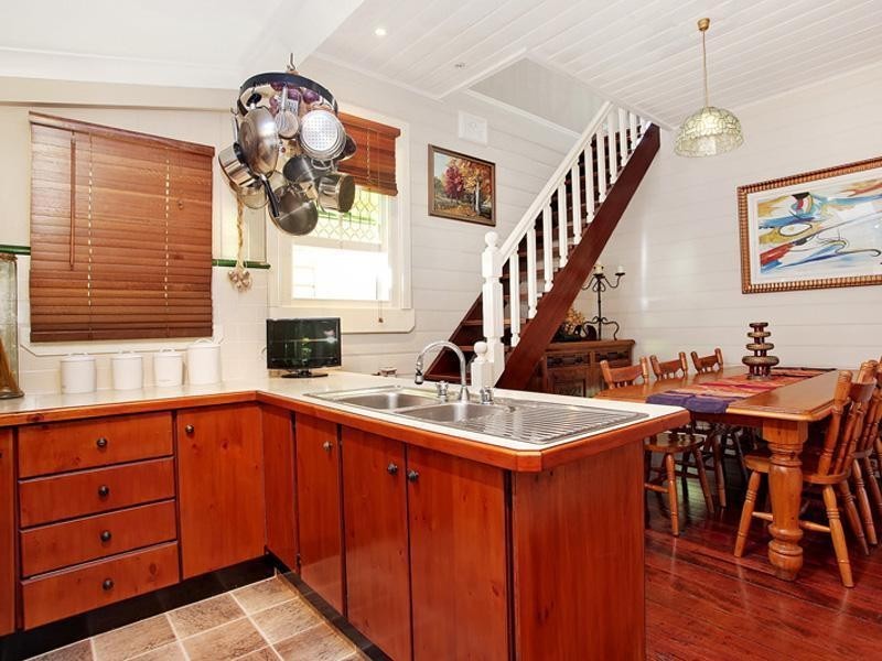 2 Dulling Street, Waratah NSW 2298