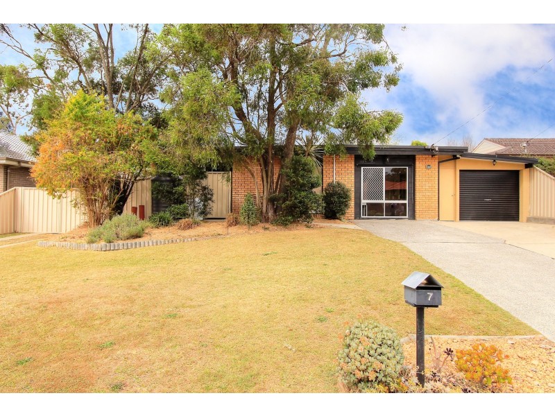 7 Lindfield Avenue, Cooranbong NSW 2265