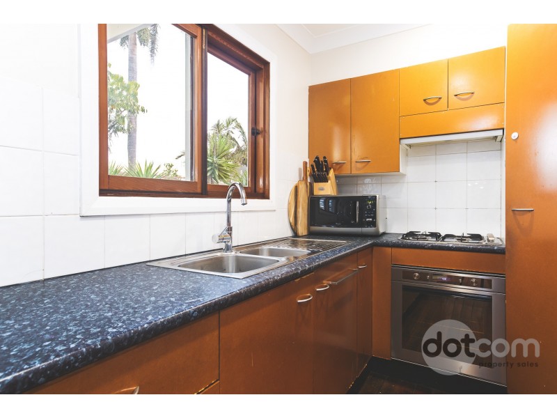 11 Villiers Street, Mayfield NSW 2304