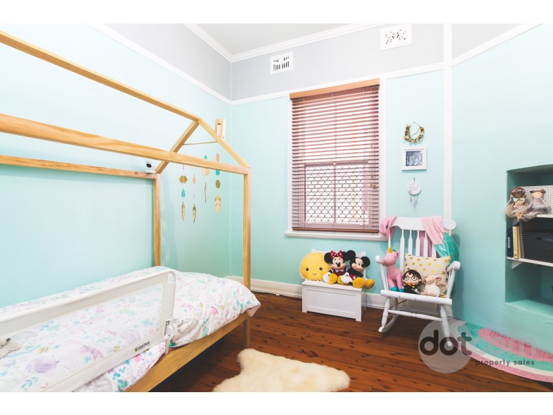 11 Villiers Street, Mayfield NSW 2304