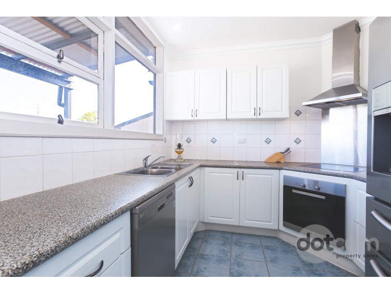 14 Cross Street, Mayfield NSW 2304