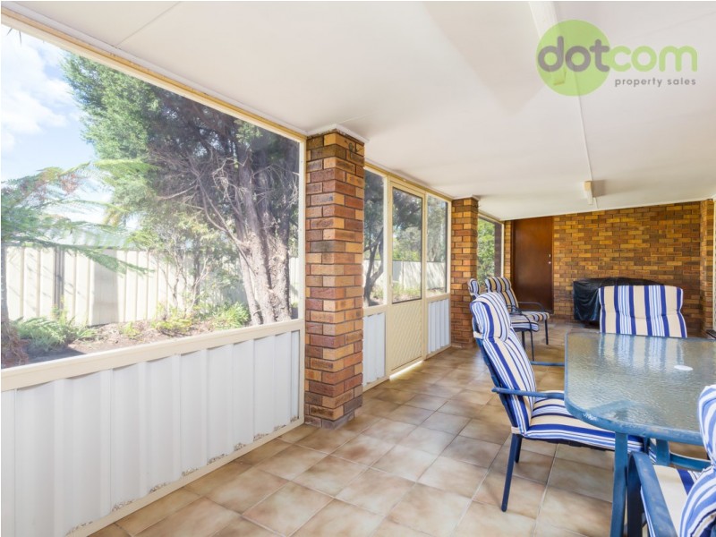 30 Pershing Place, Tanilba Bay NSW 2319