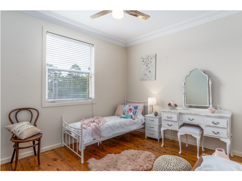 31 Aroona Street, Edgeworth NSW 2285