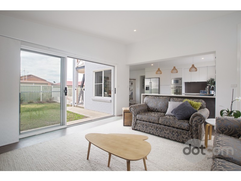 2/5 Fitzroy Street, Anna Bay NSW 2316