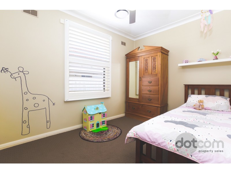 104 Crescent Road, Waratah NSW 2298