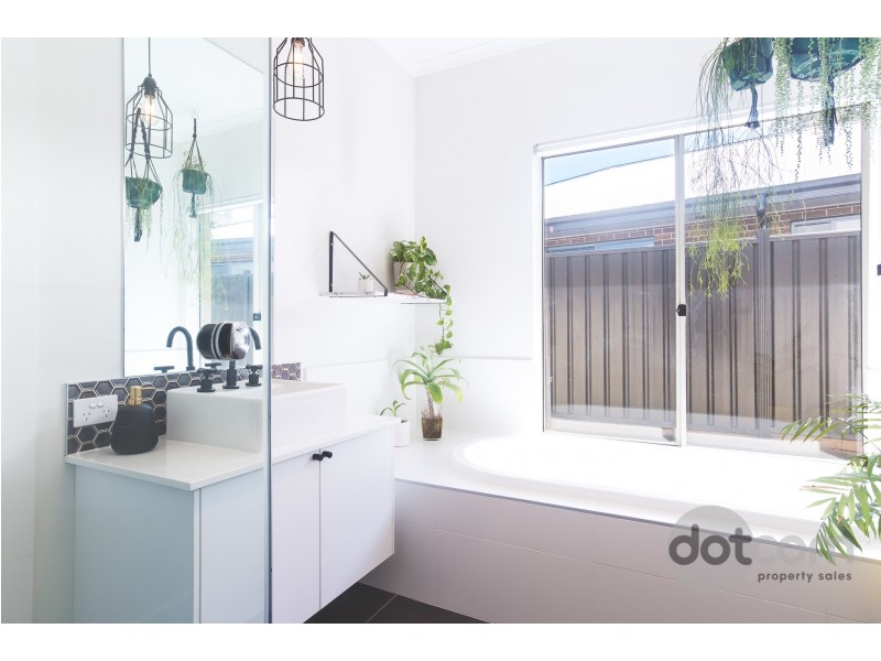 133 Withers Street, Cameron Park NSW 2285