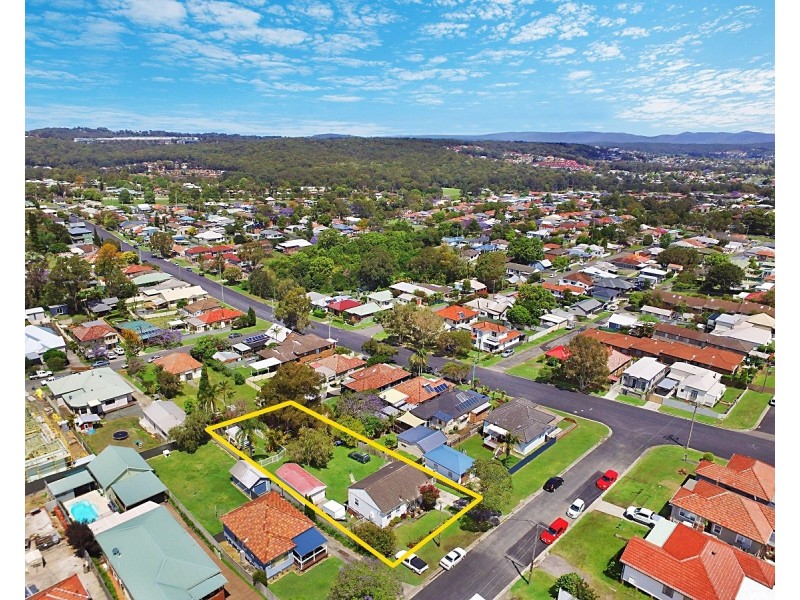 1 Fourth Street, North Lambton NSW 2299