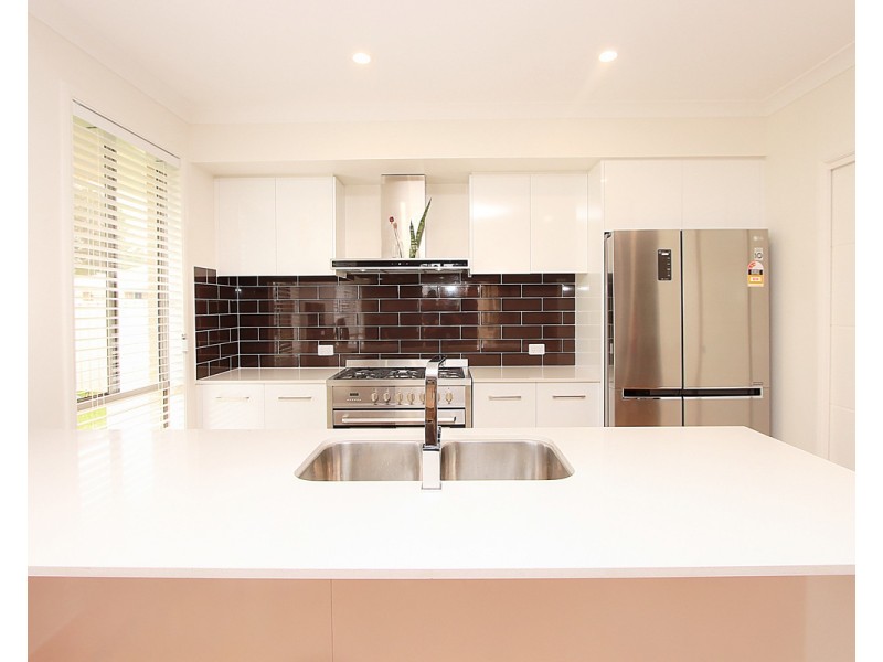 24 Cedar Cutters Crescent, Cooranbong NSW 2265