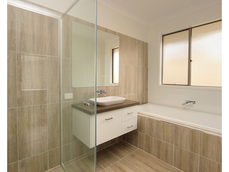 24 Cedar Cutters Crescent, Cooranbong NSW 2265