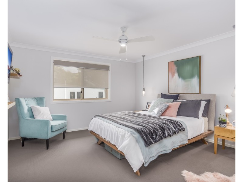1 Ellis Close, Coal Point NSW 2283