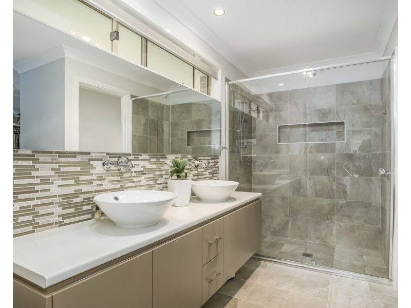 1 Ellis Close, Coal Point NSW 2283