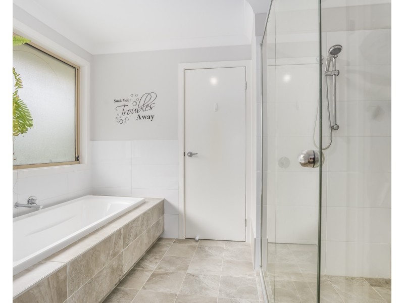 1 Ellis Close, Coal Point NSW 2283