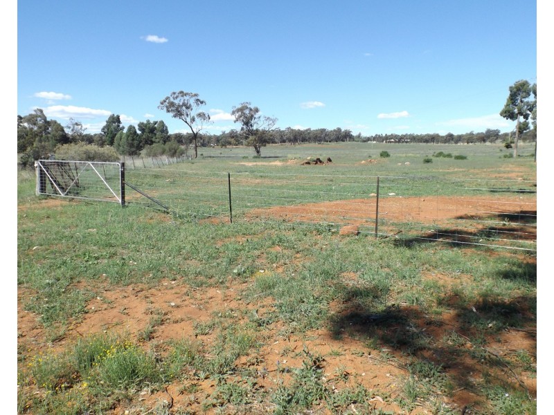 42R Whitewood Road, Dubbo NSW 2830