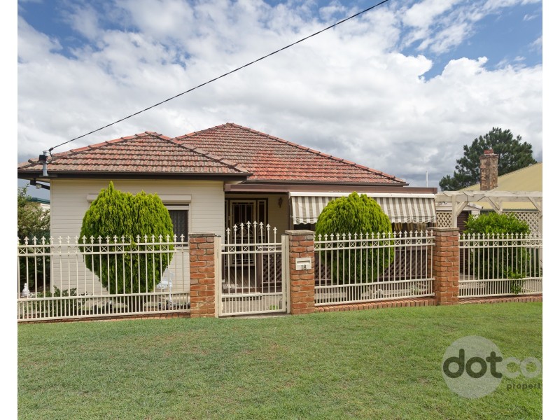 18 Green Street, Telarah NSW 2320