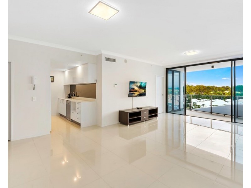 5 Harbour Side Court, Biggera Waters QLD 4216