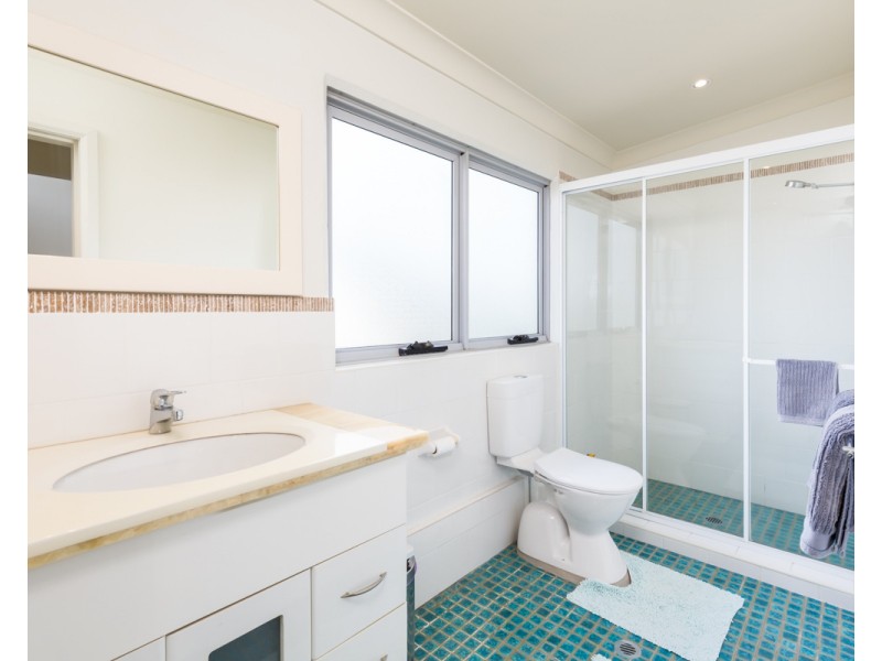 2/37-39 Kerr Street, Mayfield NSW 2304