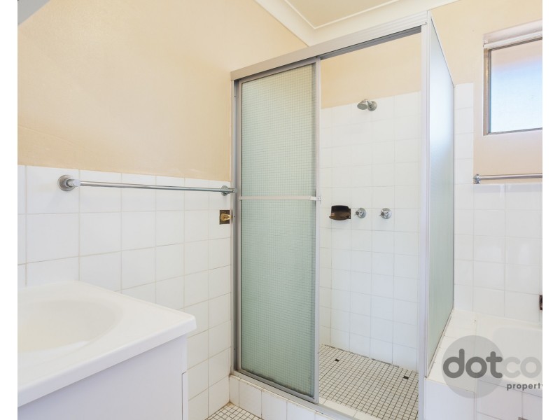 12/84 James Street, Hamilton NSW 2303