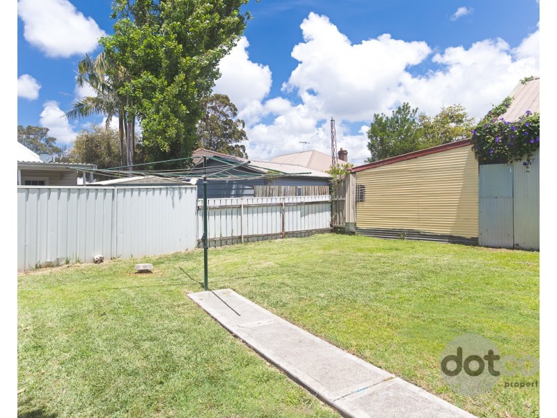 1 Sunderland Street, Mayfield NSW 2304