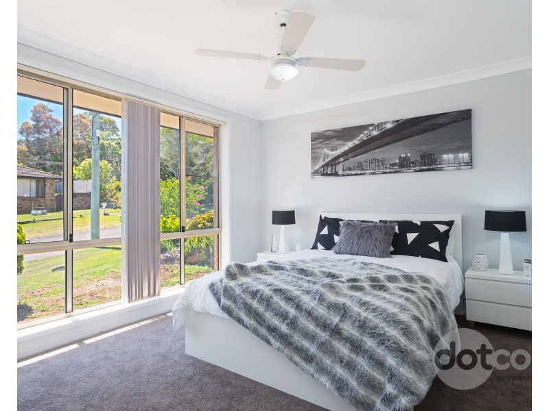 19 Bolton Close, Bolton Point NSW 2283