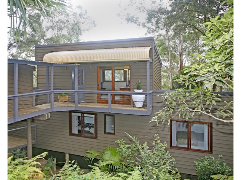 11 Francis Road, North Avoca NSW 2260