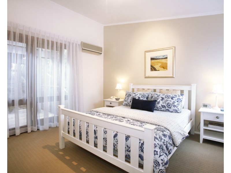 11 Francis Road, North Avoca NSW 2260