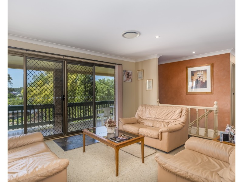 12 Whitby Street, Warners Bay NSW 2282